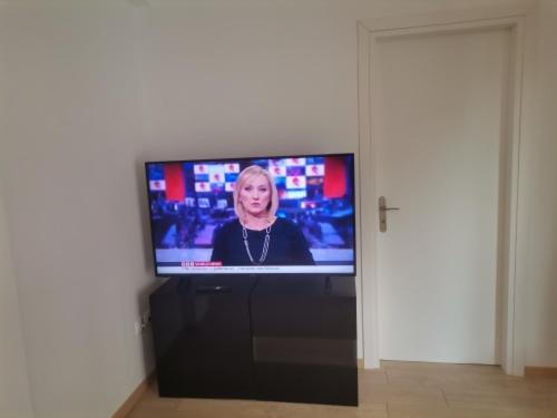 S & K Free Indoor Parking Apartment Athens